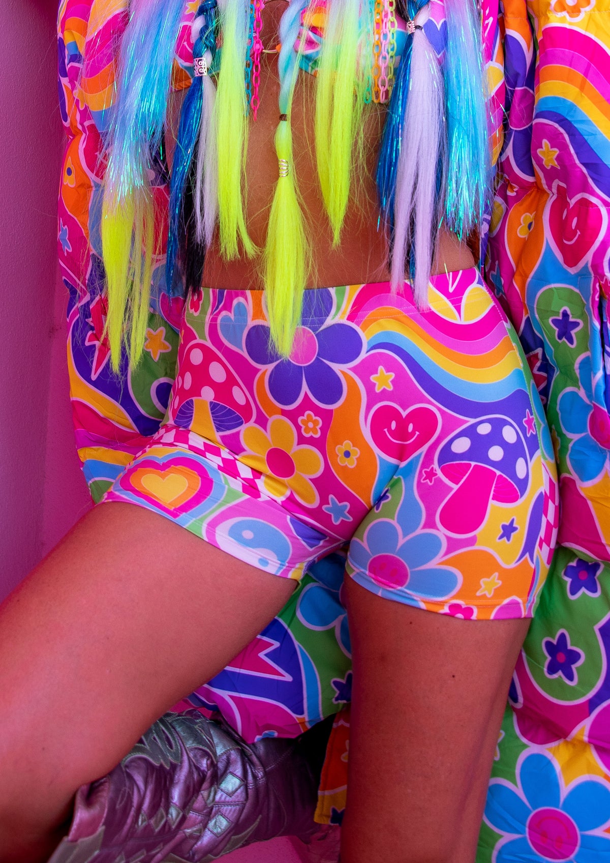 Groovy Love Hot Pants